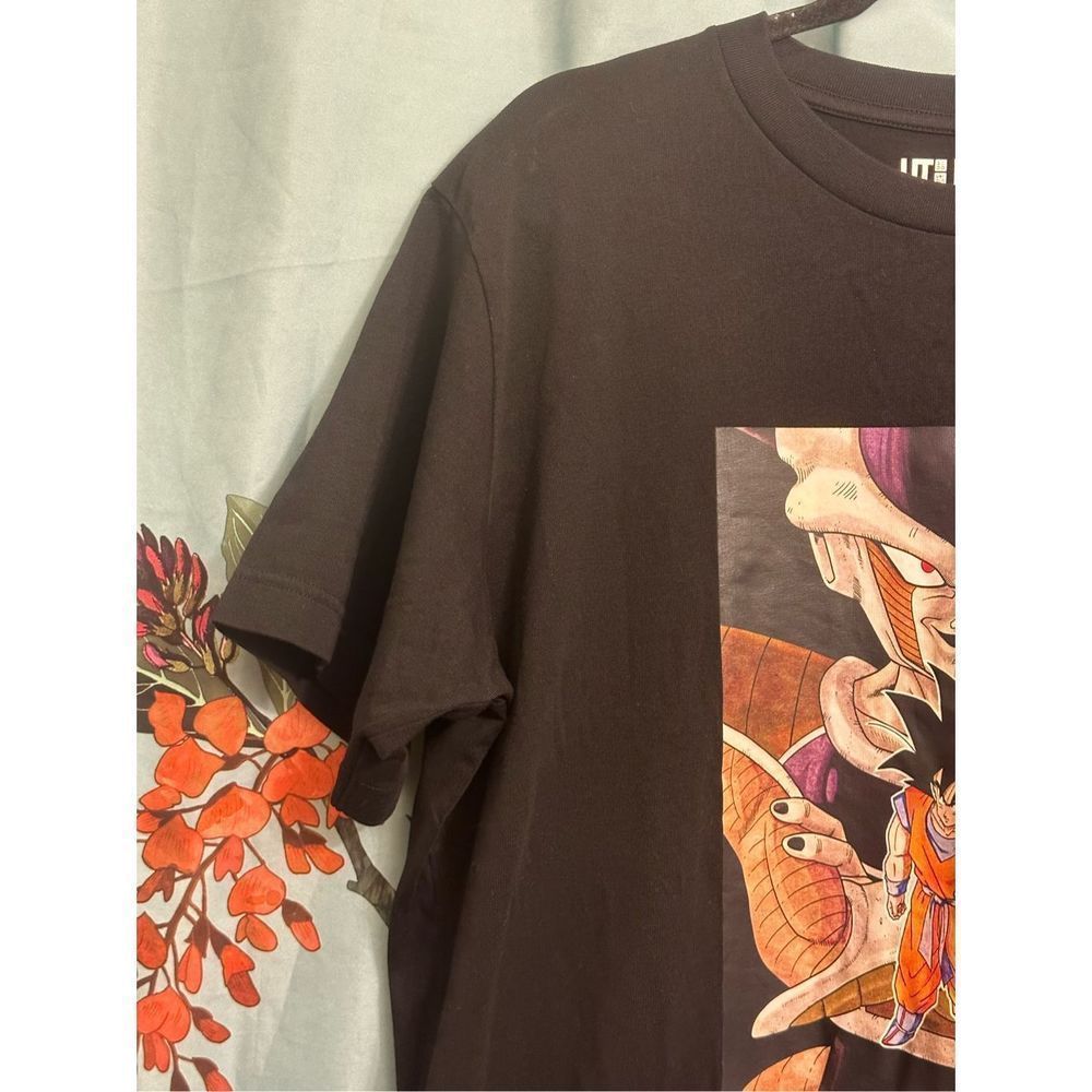 Uniqlo NWT - Dragon Ball Z UT, Short-Sleeve Graphic T-Shirt - Large/ Black - Picture 6 of 15